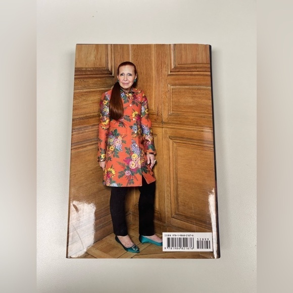 Danielle Steel | Suspects | Hardcover - Picture 2 of 2